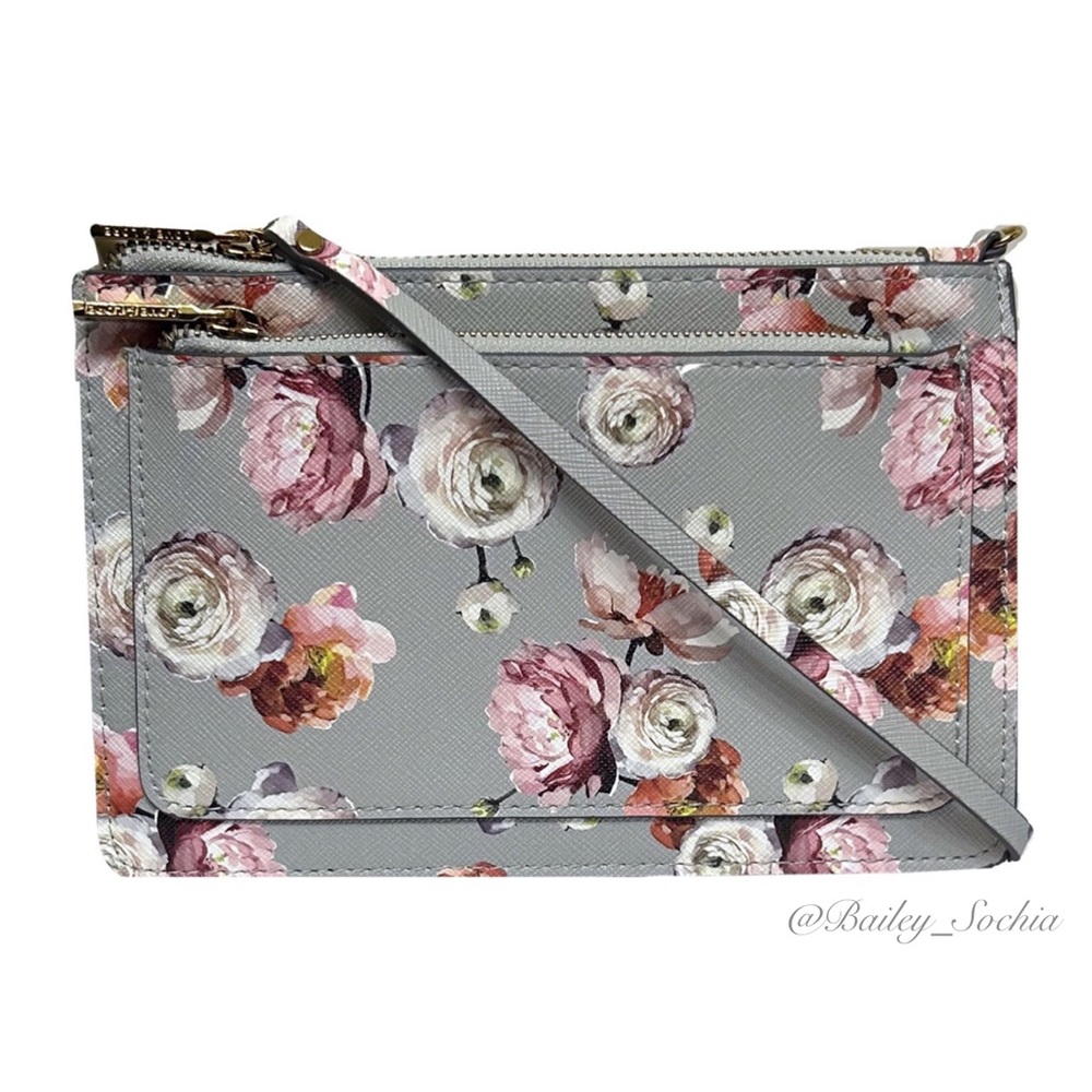 NWOT Love & Lore Floral Wristlet